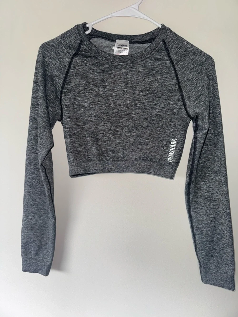 Gymshark Women's Gray Stretch Cropped Long Sleeve Crew Neck Crop Top Size M - Picture 1 of 5